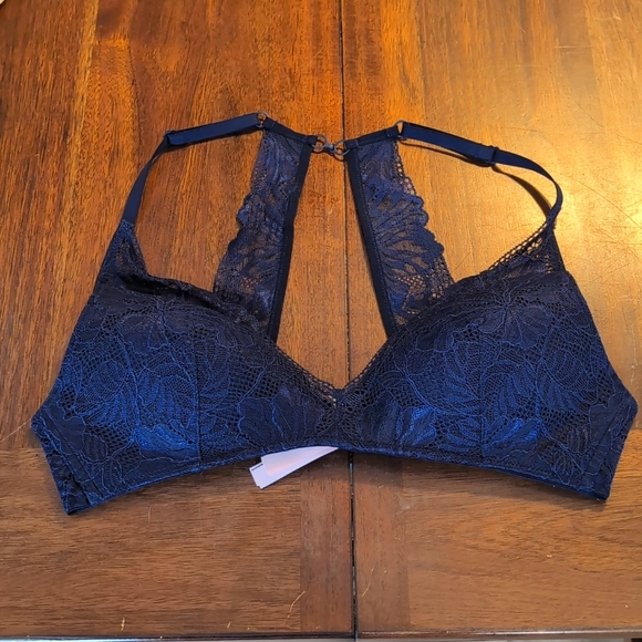 Victoria's Secret Other - Victoria's Secret - Navy No Wire Bra. 36B